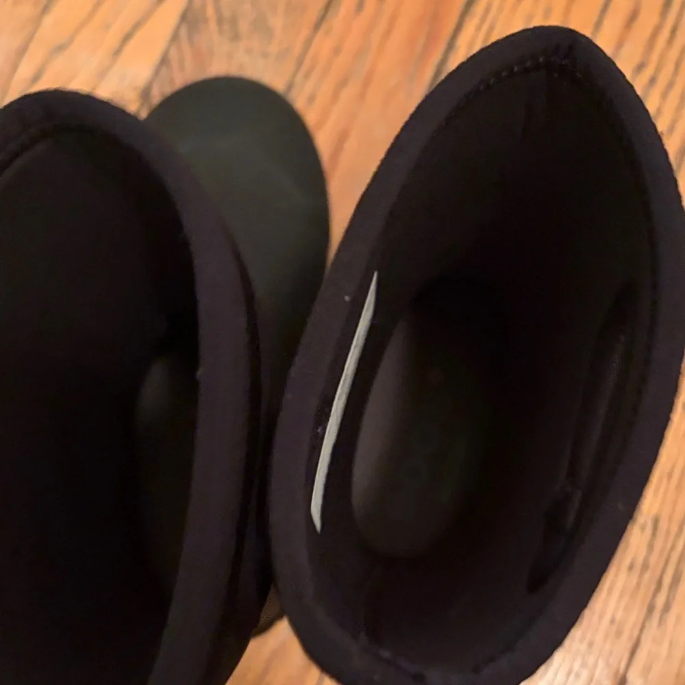 Unisex/ Bogs Kids Black Tall Waterproof Pull-On Boots